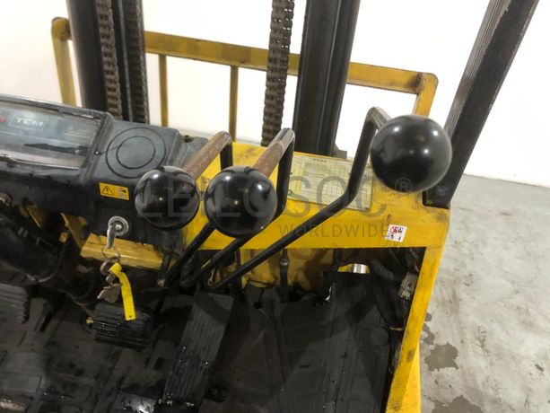 Empilhador TCM FD20Z2S