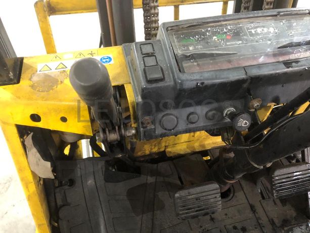 Empilhador TCM FD20Z2S