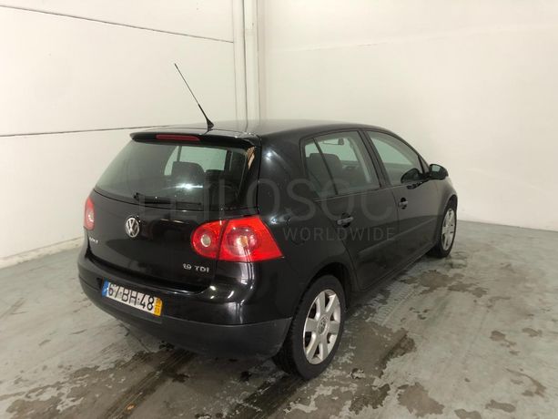 Volkswagen Golf 1.9 TDI · Ano 2006
