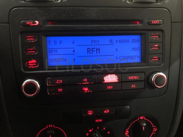 Volkswagen Golf 1.9 TDI · Ano 2006