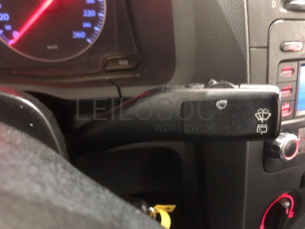 Volkswagen Golf 1.9 TDI · Ano 2006