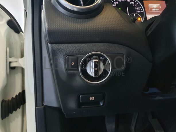 Mercedes-Benz A200 CDI · Ano 2015
