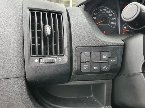 Citroën Jumper 2.2 BlueHDI · Ano 2020