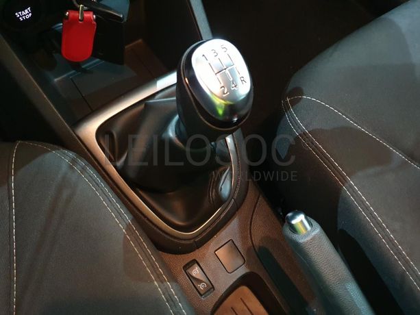 Renault Clio 0.9 TCE · Ano 2018