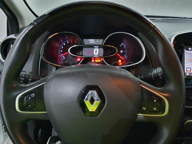 Renault Clio 0.9 TCE · Ano 2018