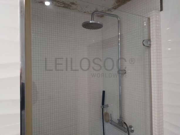 Apartamento T3 c/ logradouro · Vila Nova de Gaia