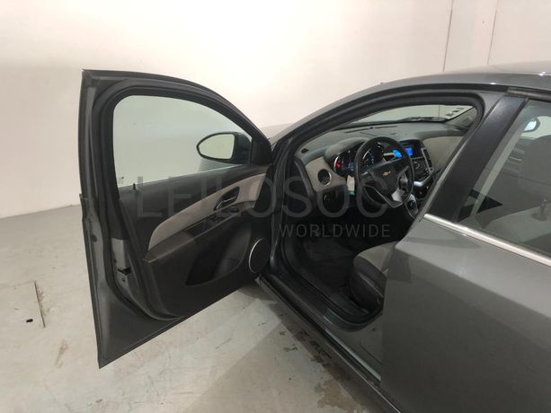 Chevrolet Cruze LT · Ano 2010