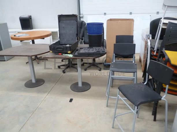 Equipamento de Escritório + Material Informático