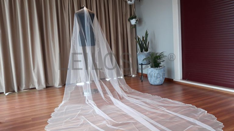 Grande Leilão de Vestidos de Noiva e Cerimónia