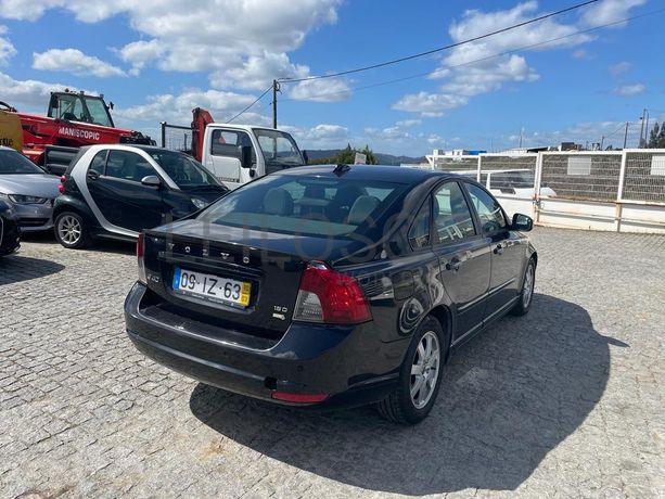 Volvo S40 1.6D · Ano 2010
