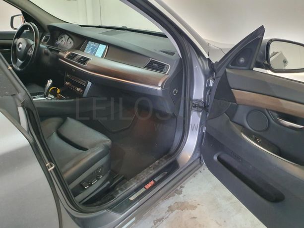 BMW 530D · Ano 2010