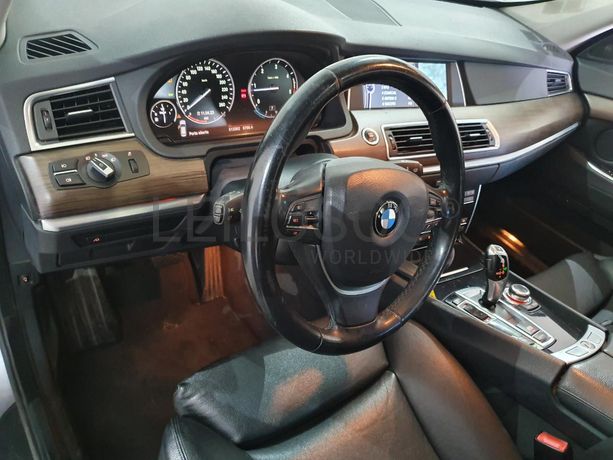 BMW 530D · Ano 2010
