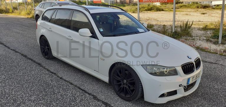 BMW 320D · Ano 2009