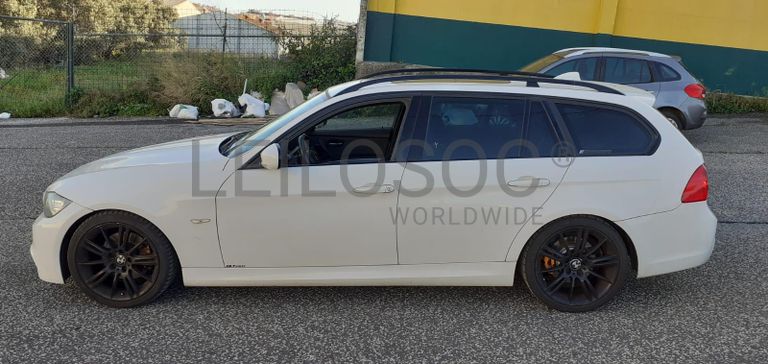 BMW 320D · Ano 2009