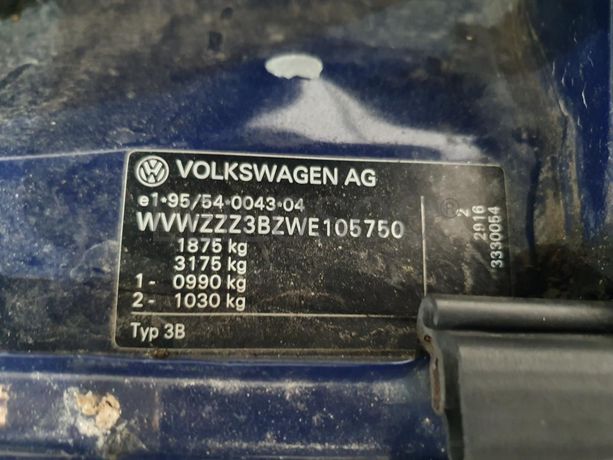 Volkswagen Passat 1.9 TDI · Ano 1997