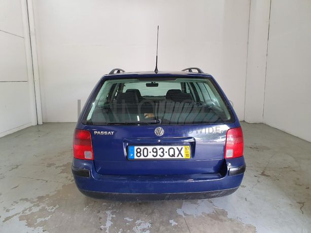 Volkswagen Passat 1.9 TDI · Ano 1997
