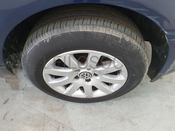 Volkswagen Passat 1.9 TDI · Ano 1997