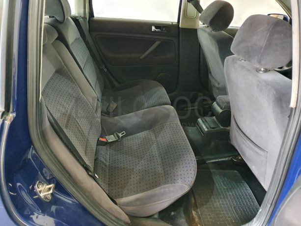 Volkswagen Passat 1.9 TDI · Ano 1997