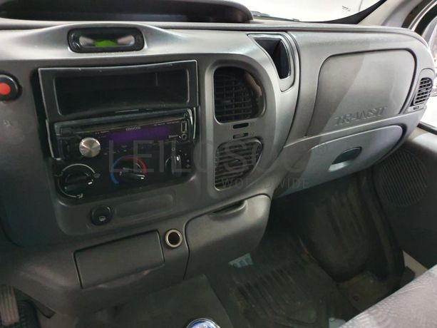 Ford Transit 2.0 DI · Ano 2002