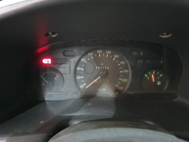 Ford Transit 2.0 DI · Ano 2002