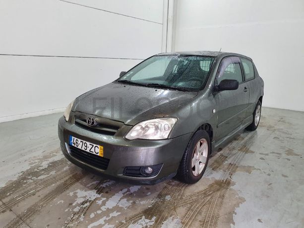 Toyota Corolla 1.4D · Ano 2004