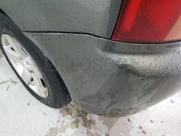 Toyota Corolla 1.4D · Ano 2004