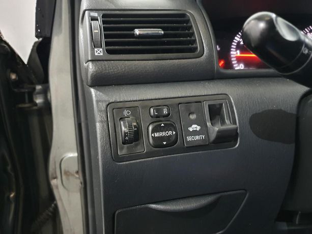 Toyota Corolla 1.4D · Ano 2004