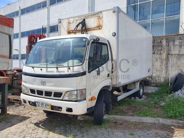 Toyota Dyna · Ano 2004