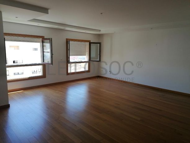 Apartamento T3 · Alfragide, Amadora
