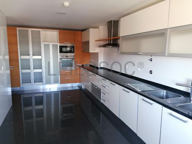 Apartamento T3 · Alfragide, Amadora