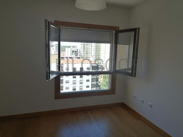Apartamento T3 · Alfragide, Amadora