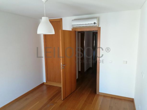 Apartamento T3 · Alfragide, Amadora