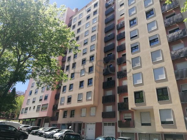 Apartamento T3 · Alfragide, Amadora