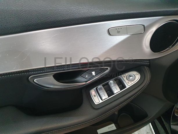 Mercedes-Benz C200 bluetec 1.6D · Ano 2015
