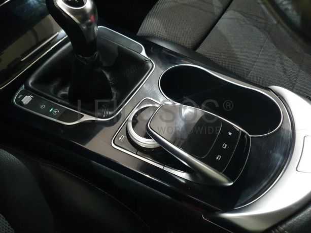 Mercedes-Benz C200 bluetec 1.6D · Ano 2015