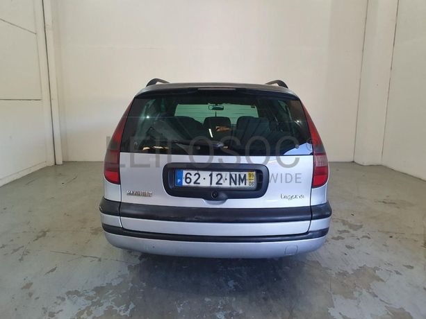 Renault Laguna 1.9 DTI · Ano 1999