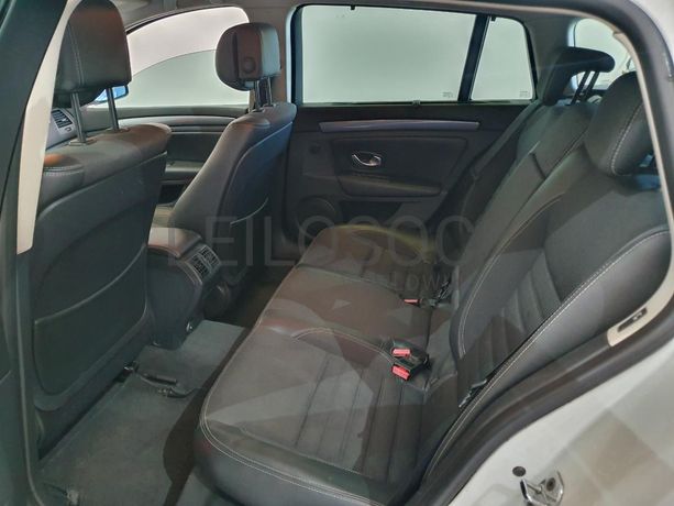 Renault Laguna 2.0 DCI · Ano 2010