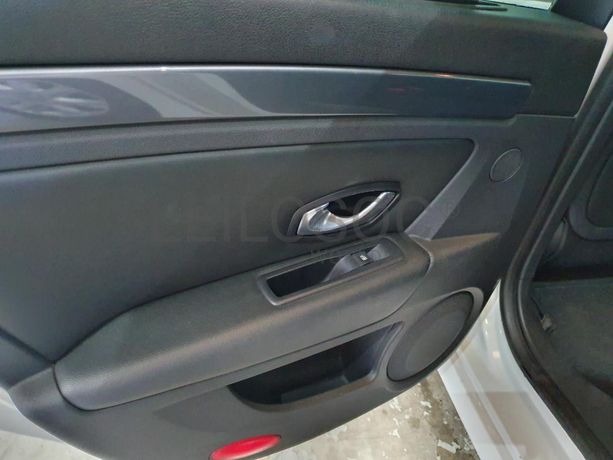 Renault Laguna 2.0 DCI · Ano 2010