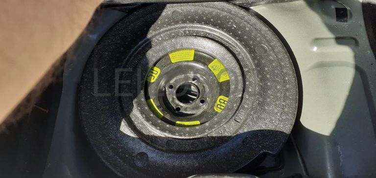 Peugeot 208 1.6 HDI · Ano 2016