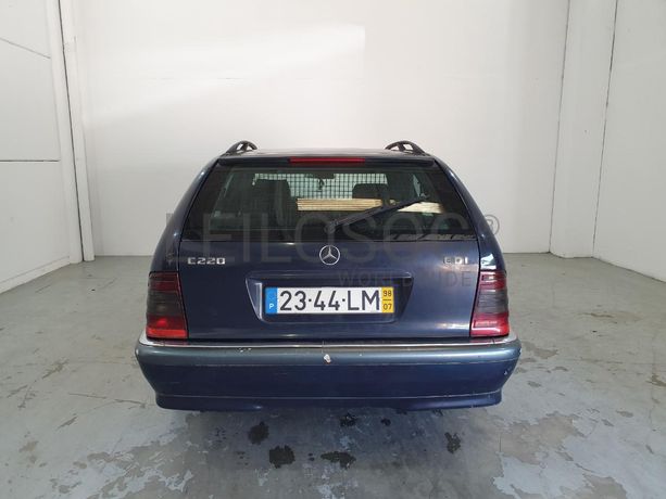 Mercedes-Benz C220 CDI · Ano 1998