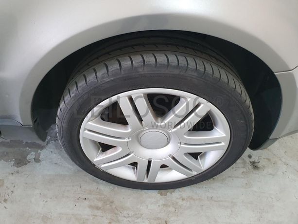 Volkswagen Passat 1.9 TDI · Ano 2001