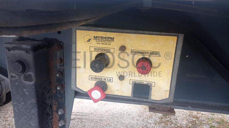 Semirreboque Mursem · Ano 2003