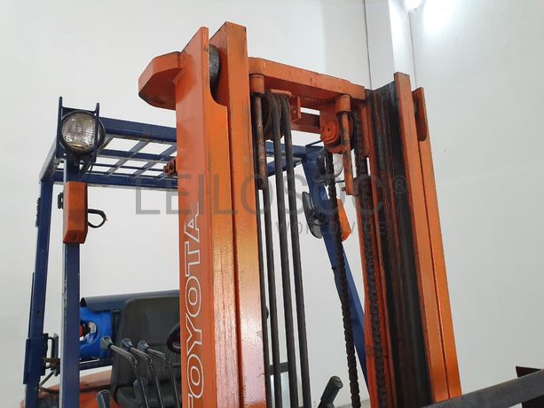 Empilhador Toyota 1500 KG