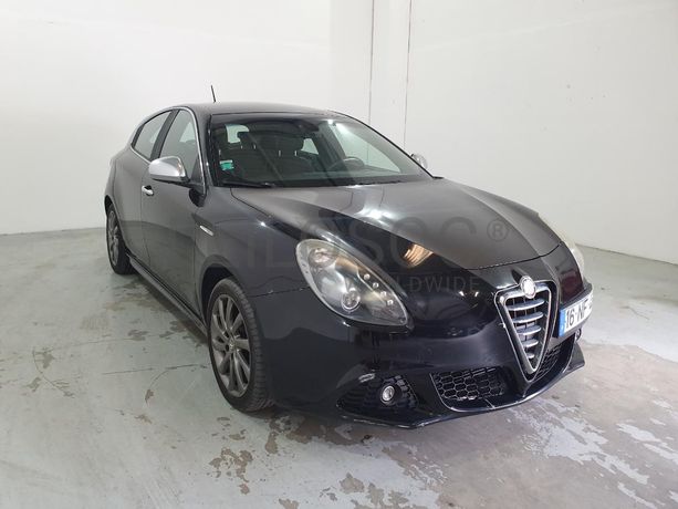 Alfa Romeo Giulietta 1.6 JTD · Ano 2012