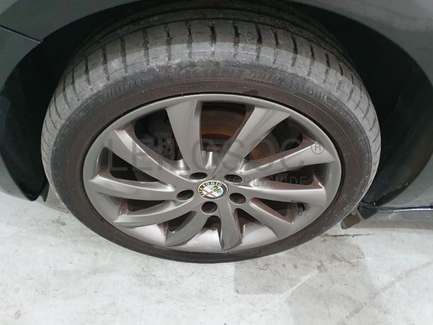 Alfa Romeo Giulietta 1.6 JTD · Ano 2012