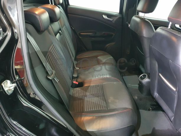 Alfa Romeo Giulietta 1.6 JTD · Ano 2012