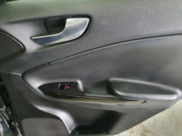 Alfa Romeo Giulietta 1.6 JTD · Ano 2012