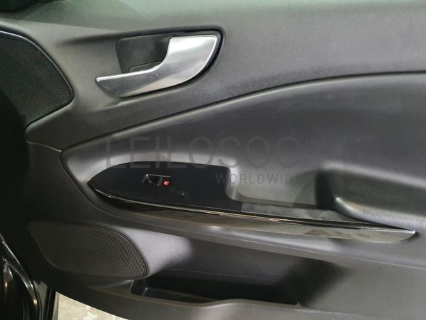 Alfa Romeo Giulietta 1.6 JTD · Ano 2012