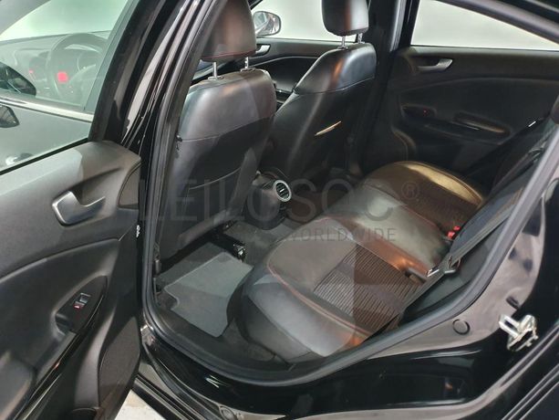 Alfa Romeo Giulietta 1.6 JTD · Ano 2012