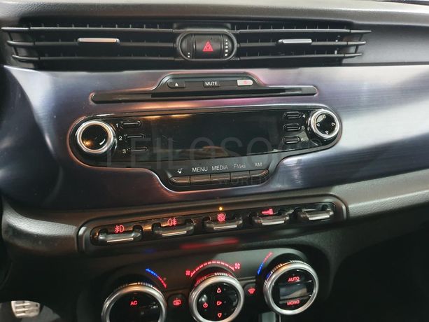 Alfa Romeo Giulietta 1.6 JTD · Ano 2012